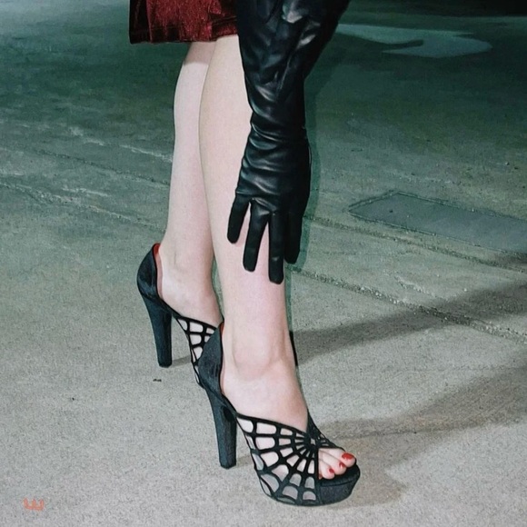 Black and Red Mesh Spiderweb Goth Witchy Platform Heel - Picture 4 of 10